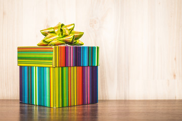 gift box bow holiday
