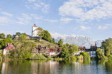 Werdenberg, historische Häuser, Schloss, See, Seeufer, Uferweg, Weinberg, Spazierweg, Buchs,...