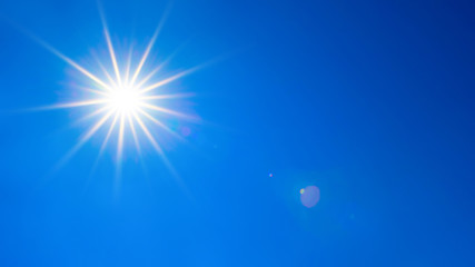 Obraz premium Summer background, wonderful blue sky with bright sun
