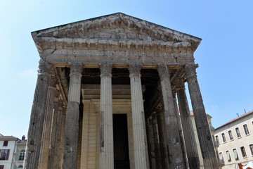 Naklejka premium Temple d'Auguste et de Livie 