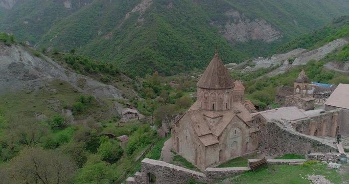 Nagorno-Karabakh, Monastery Dadivank, Fly out, Workers, D_CC