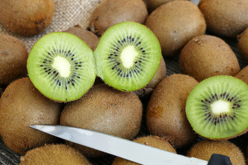 kiwi fruit and human health,
c vitamini and kiwi,
eye health and kiwi fruit,

