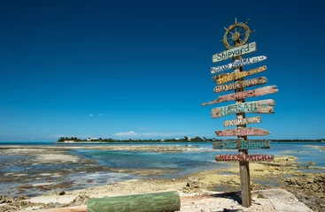 Foto op Plexiglas Directions from Eleuthera Island, Bahamas © forcdan