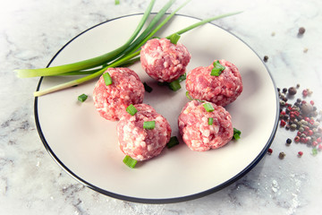 Raw meat balls