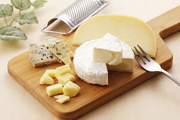 Fotobehang チーズの盛り合わせ　Cheese platter © Nishihama