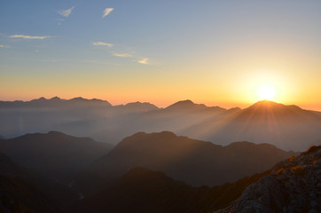 A sunrise rising from the Ushirotateyama, looking from the Kuranosukesanso