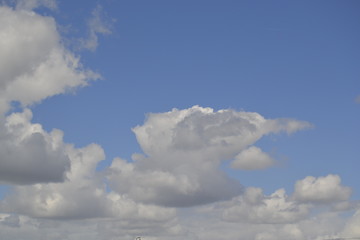 clouds in the blue sky