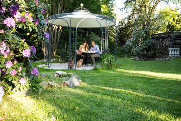 im Garten essen