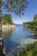 Fototapeta premium Konstanz am Bodensee Kanal am Stadtgarten 