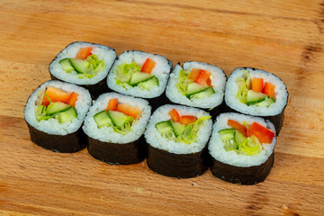 Vegetarian maki roll
