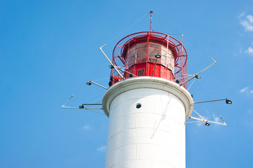 lighthouse on a sunny day with blue sky