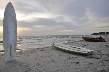 boats_and_surfboard_on_the_beach_by_jziprian