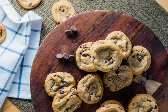 chocolate chip cookies