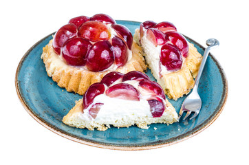 Curd cakes with ricotta and grapes