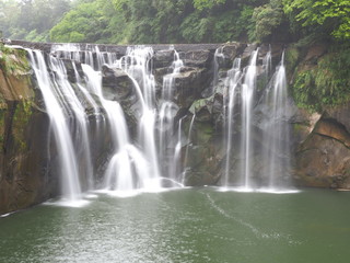 Fototapeta na wymiar Waterfall in Taiwan