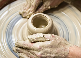 Master class in pottery. Handmade ceramic products.
