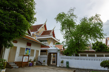 Obraz premium It was built in the reign of King Rama IV and has a distinctive Thai-style architecture Wat Somanas Rajavaravihara.
