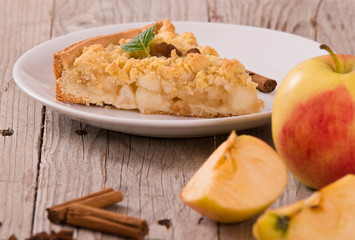 Crumble apple cake. 