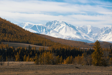 Fototapeta na wymiar Snowy peaks in Chuya ridge Altai mountains, Russia.