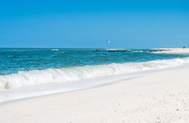 Fototapeta na wymiar Ocean. Tropical beach with white sand and blue sky