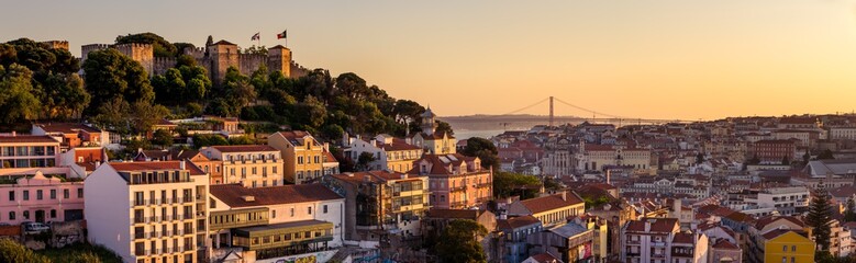Lisbon Sunset - obrazy, fototapety, plakaty