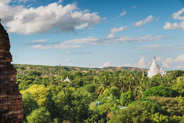 Obraz premium Hsinbyume Pagoda view from Pahtodawgyi pagoda, Mingun on Irrawaddy river near Sagaing, Mandalay Region, Myanmar