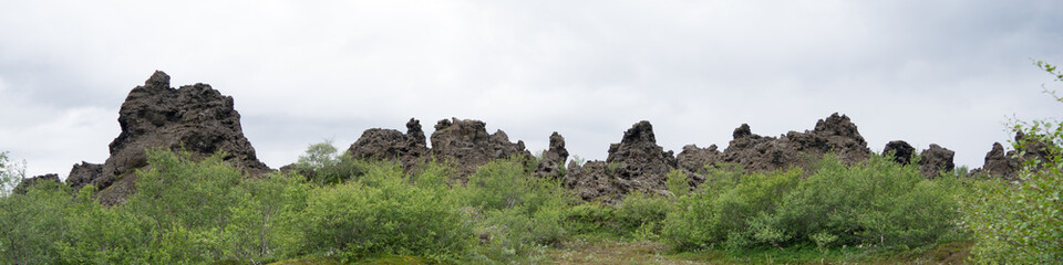 Fototapeta na wymiar Landschaft bei Dimmuborgir am Mývatn-See / Nord-Island