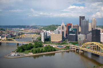 Fototapeta na wymiar Pittsburgh City Skyline, The Point