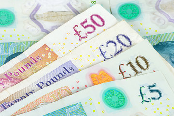 Set of english pounds banknotes