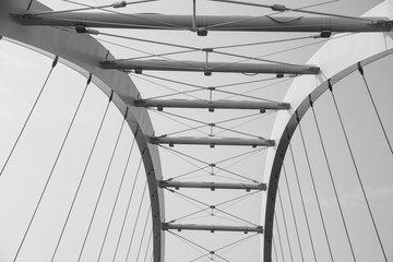 Obraz premium an image of bridge in a small town