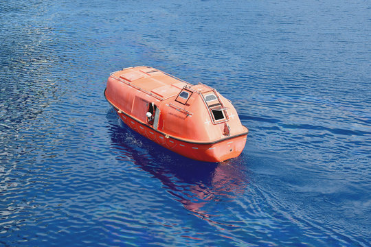 Offshore oil and gas platform test drive lifeboat. To ready at all times.