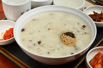 One of famous Korean abalone porridge.