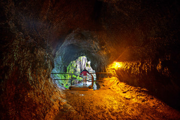 Lava tube © Galyna Andrushko