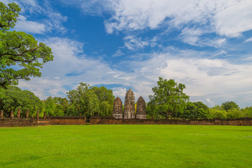 Fototapeta na wymiar Sukhothai historical park Thailand