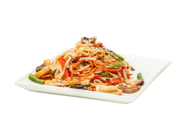 Chinese noodles with beef and vegetables