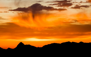 Sonnenaufgang in den Alpen