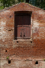 Fototapeta na wymiar Ruins Brick building of the 19th century