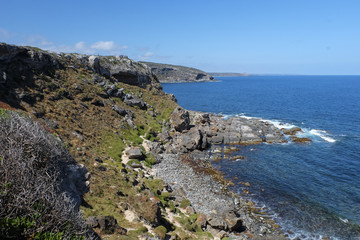 sea ​​coast overlooking the ocean