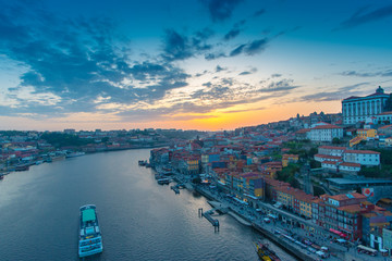 Naklejka premium sunset on the Douro river, city of Porto, Portugal