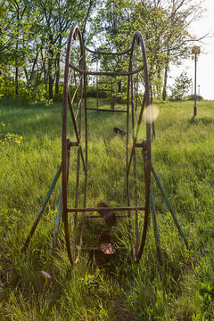 abandoned device for parachuting and pilot training