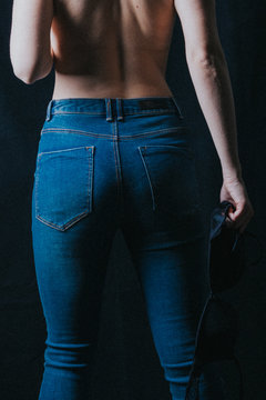 WOMAN JEANS