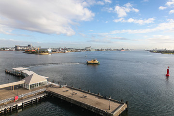 Obraz premium Newcastle Harbour and Stockton Ferry - Newcastle Australia. Newcastle is Australia's second oldest city and one of the largest coal export ports in the world.