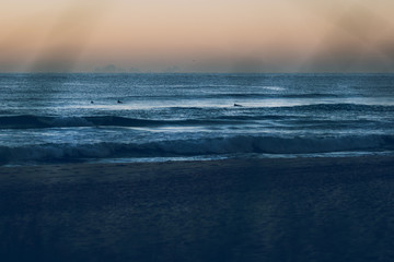 Obraz premium Surfers