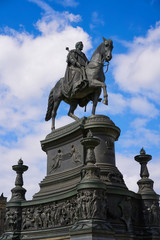 Fototapeta na wymiar Statue of King Johann in Theaterplatz of Dresden
