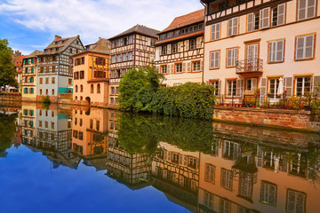 Fototapeta na wymiar Strasbourg la Petite France in Alsace