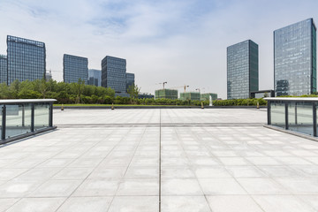 Obraz na płótnie Canvas Empty floor with modern business office building
