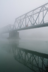 Obraz premium Bridge in the Fog