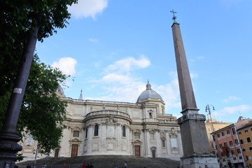 Fototapeta na wymiar the building in Rome, Italy