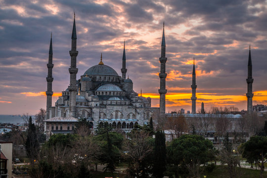Sunset in blue mosque Istanbul