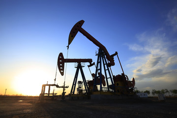 the oil pump is running.